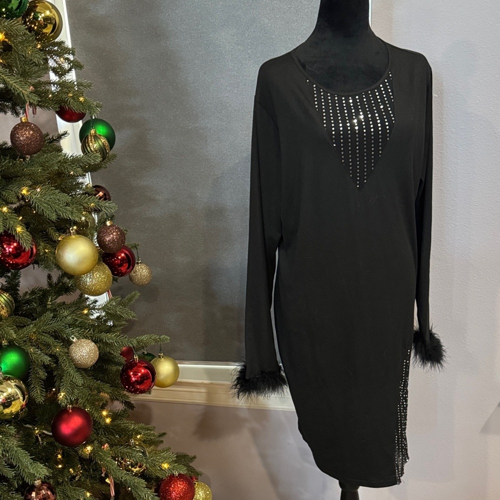 SHEIN Black Long Sleeve Dress with Feather Cuffs